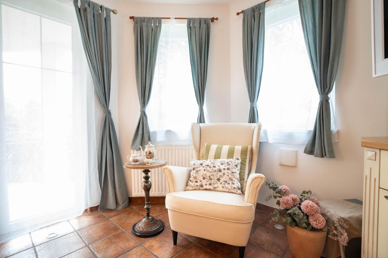 Zirovnica Alpine Apartments Marcella מראה חיצוני תמונה
