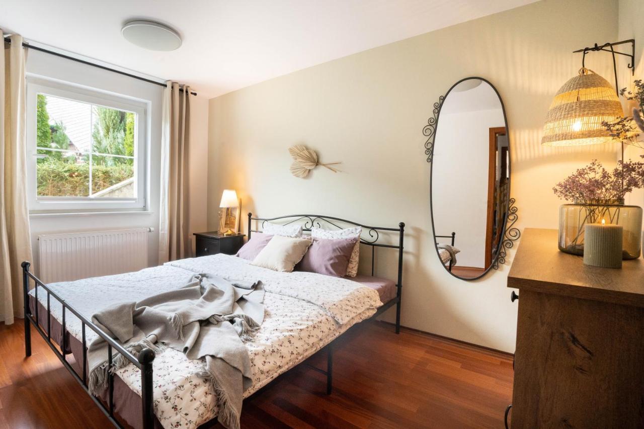 Zirovnica Alpine Apartments Marcella מראה חיצוני תמונה
